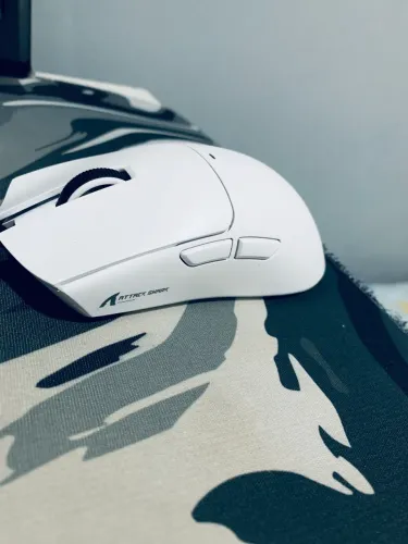 Mouse attack shark x11 novo , sem nenhum arranhão , pra sair rápido!!!