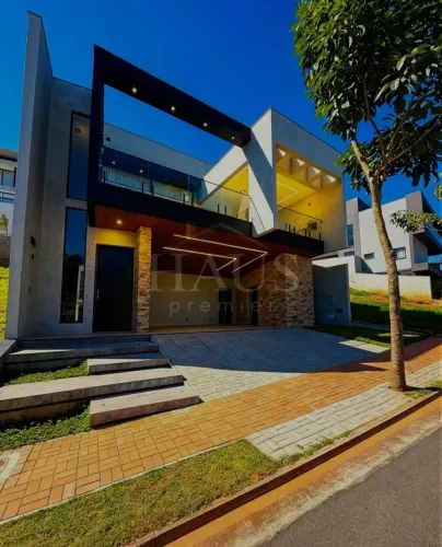 Casa pronta para morar com arquitetura contemporânea e vista panorâmica no Estrela Alta