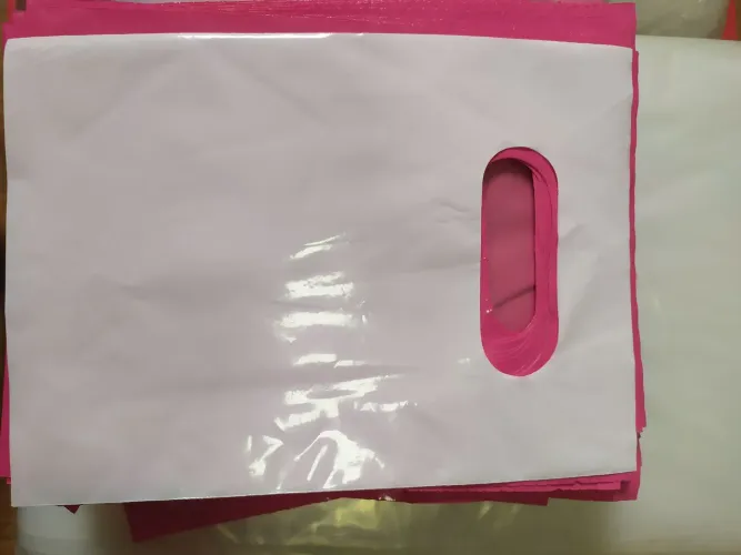 Sacolas plástica Alça Vazada PEBD 500 und