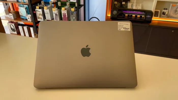MACBOOK M1 PRO 2020 13P 256GB SSD/ 8 RAM GRAFITE 96W