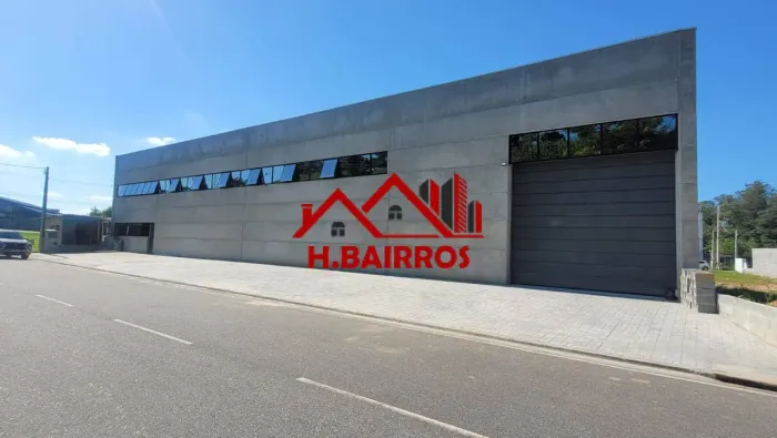 Galpão para Alugar em Condomínio  650 m² Fabril - Jacareí/SP