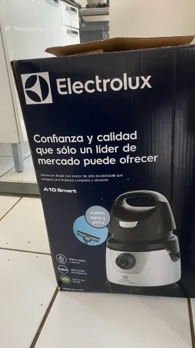 Aspirador de pó e água Electrolux A10 Smart
