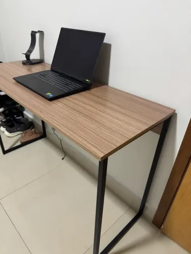 Mesa Industrial - Gamer ou para escritório.