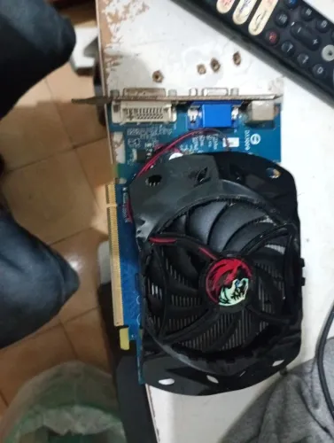 Placa de vídeo DDR2 geforce 8500gt