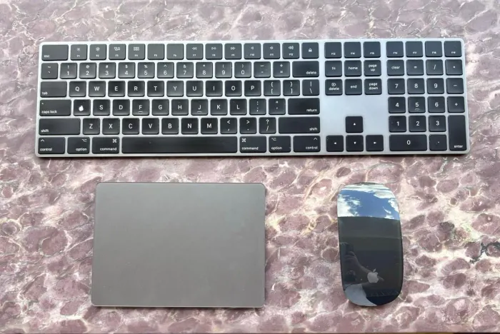 **Kit Apple Completo: Magic Keyboard A1843 + Magic Mouse 2 A1657 + Trackpad 2 A1535**<br>