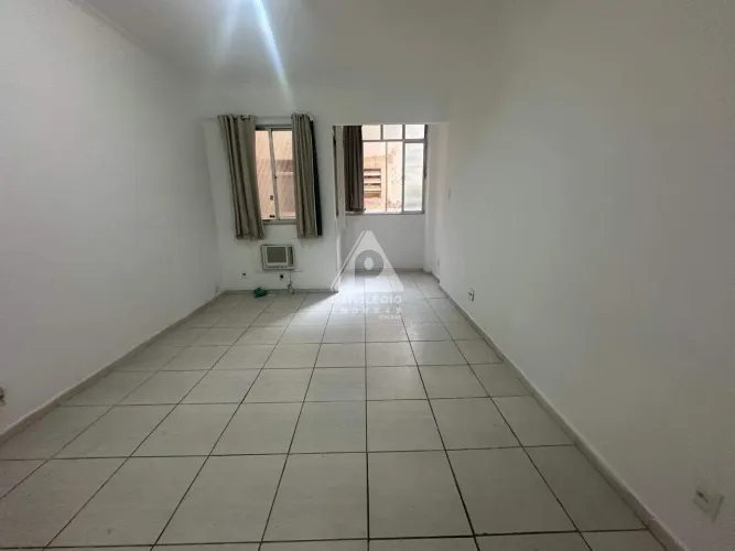 Oportunidade na Rua Júlio de Castilho! Apartamento a venda em Copacabana