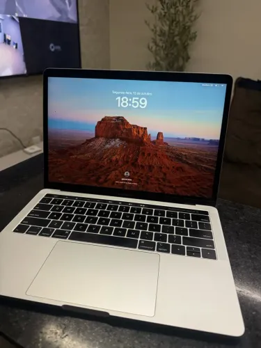 macbook pro 2019 i5