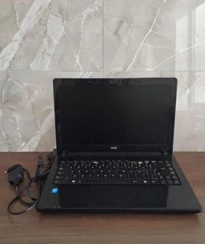 Nootbook MGB Core i3| 4GB RAM |HD 500G -Com Windows 10B
