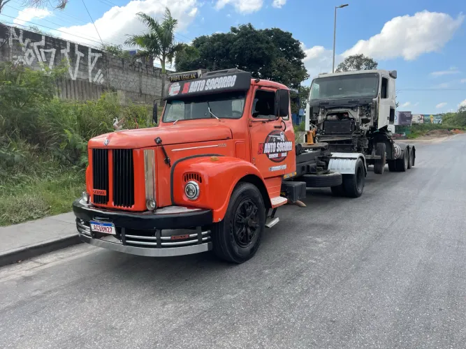 Scania 111 guincho lança 0grau