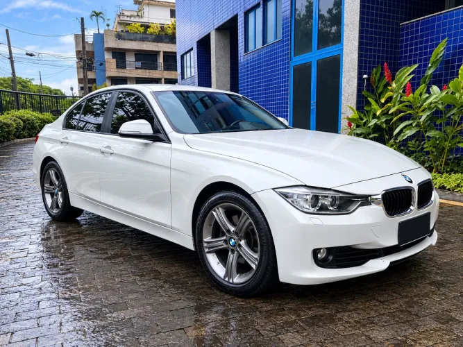 BMW 316I 1.6 TB 16V 136cv 4P 2014