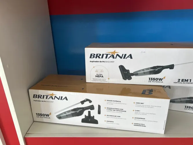 Aspirador de pó de 1350 watts de potência Britânia