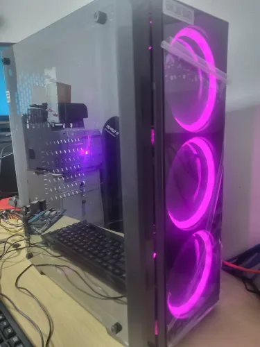 Pc Gamer na caixa Ryzen 5 5600GT 16gb ddr4 na caixa