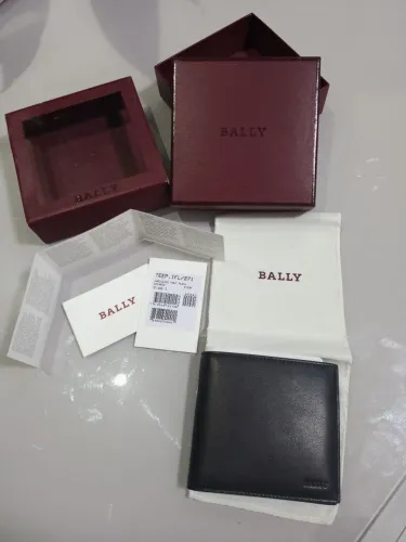 Carteira masculina BALLY em couro de luxo