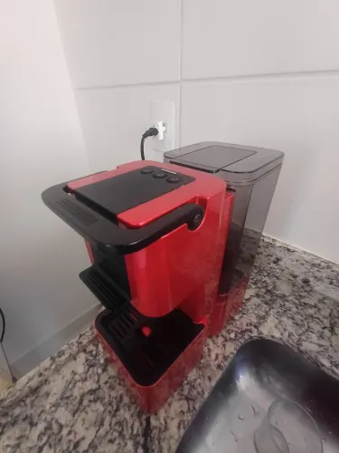 Cafeteira 3 Corações Pop Plus S27
