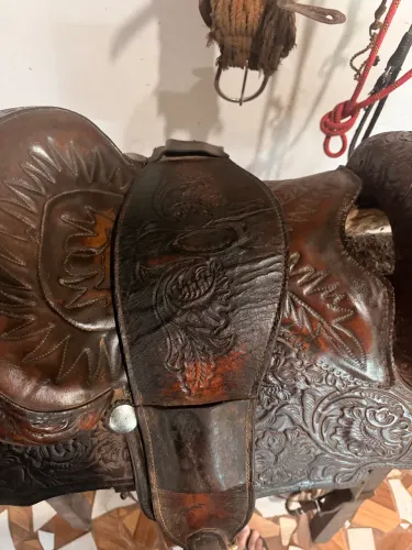 Sela Prudente a Venda, 17 polegadas. 