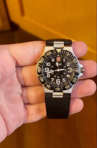 Relógio Victorinox summit