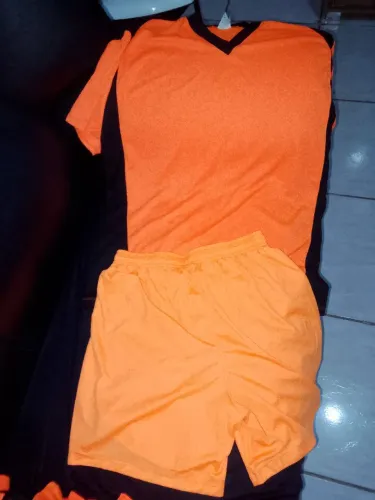 Uniforme de futebol  contato *
