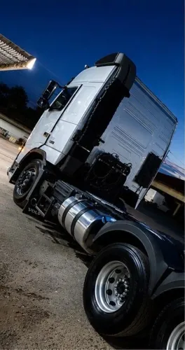 VOLVO FH 460 6x2 GLOBETROTTER EDIÇÃO ESPECIAL 2015 EXTRA
