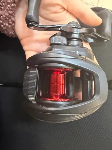 Daiwa - Carretilha - PR100 - Nova