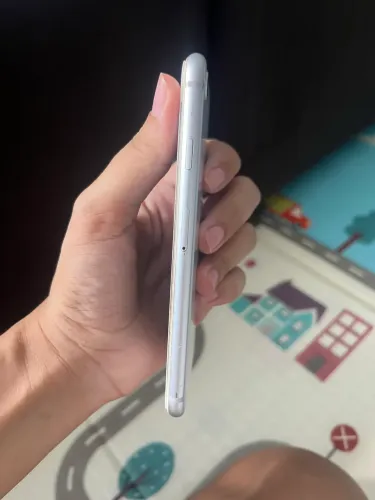 iPhone 8