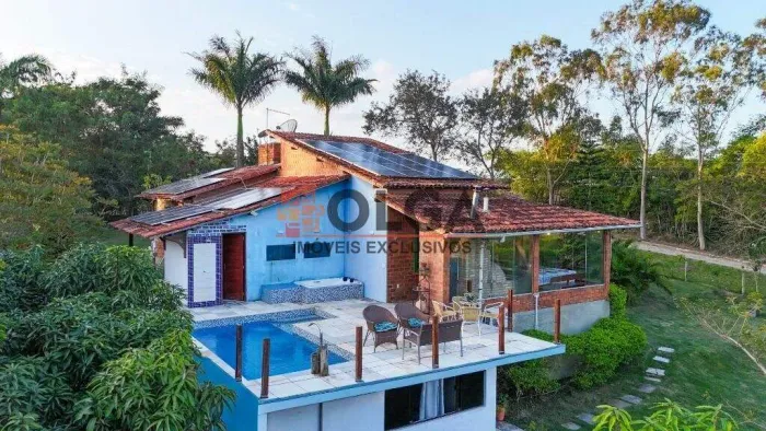 Casa mobiliada com 5 suítes/piscina/ condomínio com vista à venda, Gravatá/PE