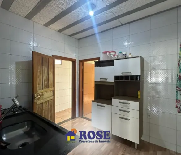 Praia Grande - Fundão/ES; Belíssima Casa Duplex de Frente para a Rodovia ES-010!