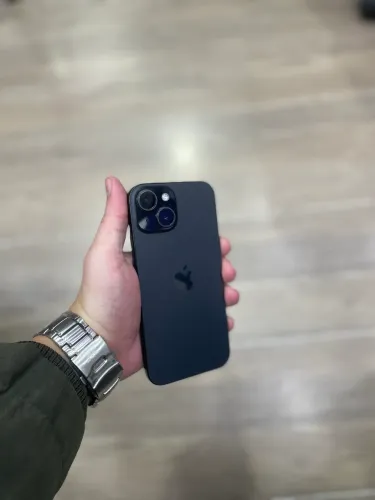 iPhone 15