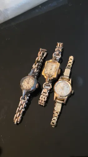 Lote com 3 Relógios femininos suíços originais Vintage anos 50 para encher seu porta-jóias