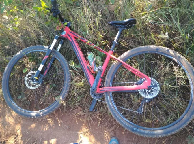 Bicicleta MONTAIN BIKE SPECIALIZED 15 5