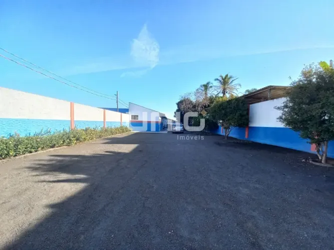Galpão comercial/industrial à venda no bairro São Jorge, em Piracicaba/SP REF: GA0055