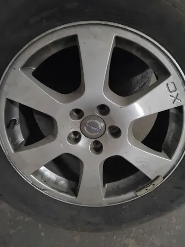 VENDO RODAS COM PNEUS ARO 17