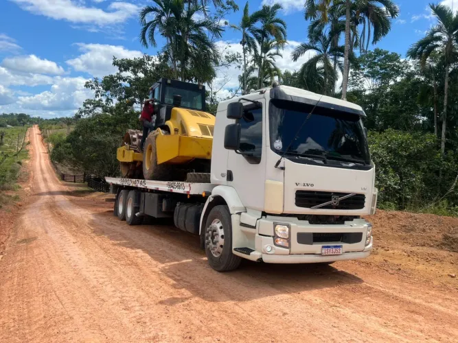 Vende-se Plataforma Vm260