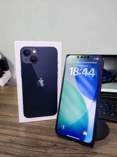 Iphone 13 128gb/ Azul meia noite