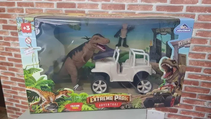 Jeep Dinossauro Brinquedo - 3 peças - Novo