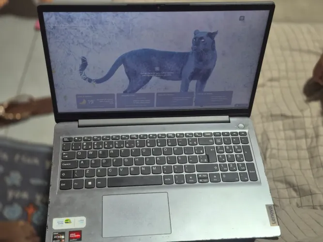 Vende-se Notebook Lenovo