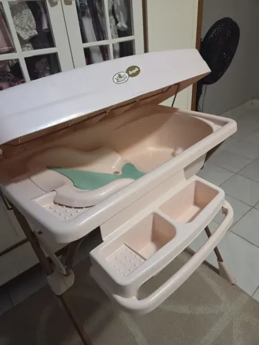 Banheira rosa infantil