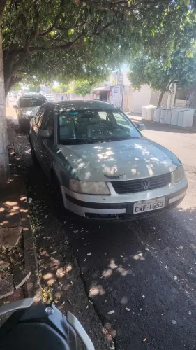 Volkswagen Passat 1.8 Mec. 1999