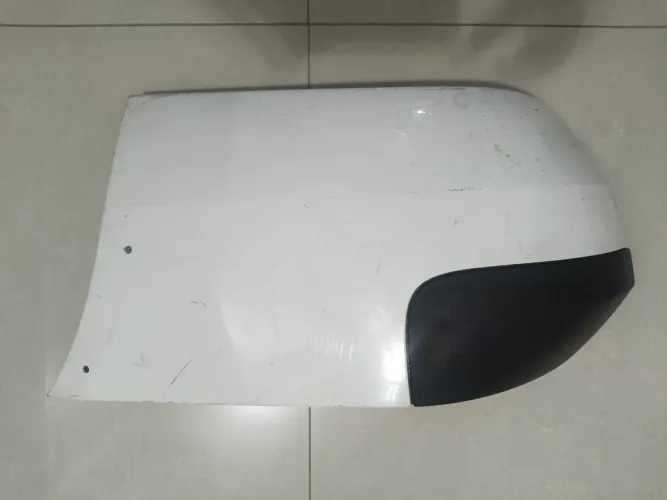 Polaina traseira direita carona Saveiro G5 G6 original 