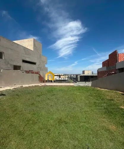 Condomínio Alphaville Nova Esplanada 3 - Terreno no Condomínio Alphaville Nova Esplanada 3