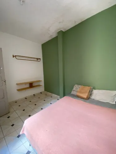 Quarto individual no Parque Moscoso