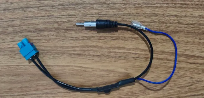 Cabo Adaptador Fakra Duplo para Antena FM Amplificado