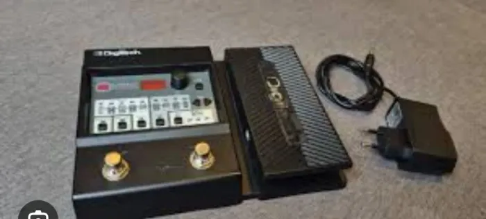 Pedaleira digitech element xp
