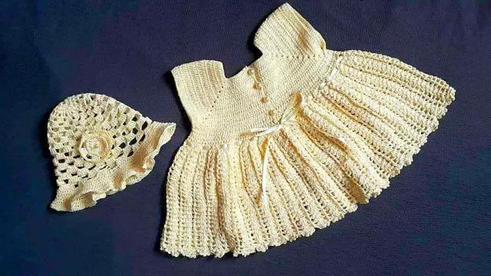 Vestidinho Novo em Crochê para Bebê
