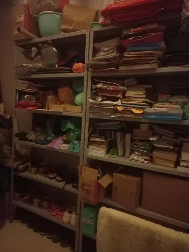 Vendo duas prateleiras tratar pelo fone *