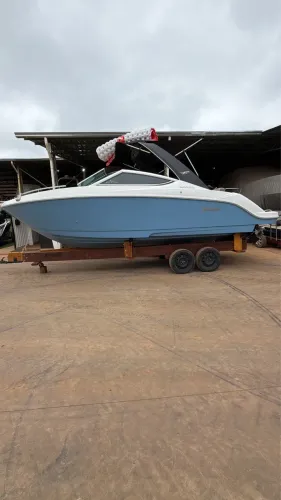 Lancha Focker 255 GTO + Mercruiser 250 DTS 49 hr 2024