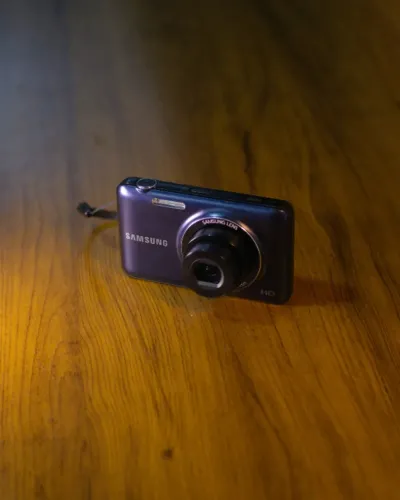 Câmera SAMSUNG ES95 Azul Marinho 16.2 Megapixels