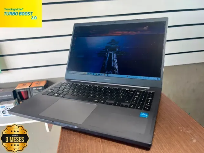 SO HOJE !Notebook Sansung E30 Core I3 11 Gr 8 GB/ SSD de 256) - Oportunidade Única de 15.6