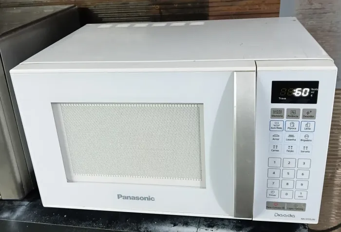 Vendo Micro-ondas Panasonic 20L