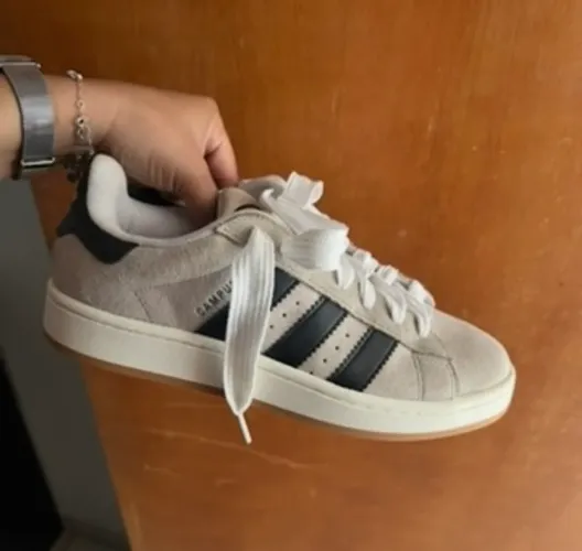 Vendo adidas campus
