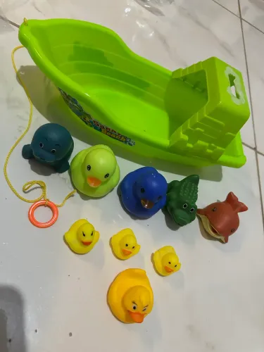 Kit de brinquedos para banho 